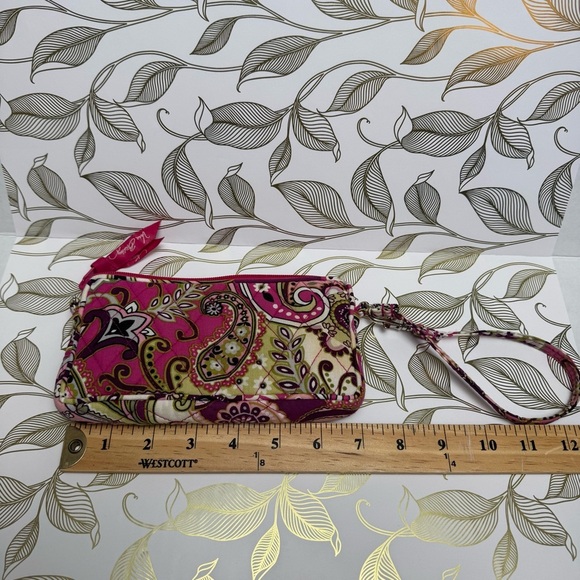 Vera Bradley Pink Floral Women's Wristlet - Picture 4 of 13